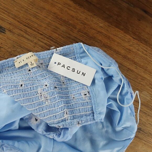 LA HEARTS BLUE CROP TOP WITH WHITE DAISIES SIZE SMALL NWT - Picture 5 of 6